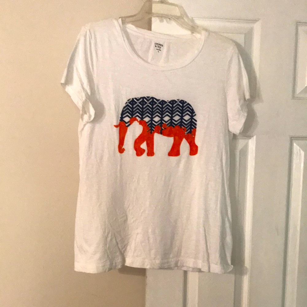 Crown & Ivy T-shirt